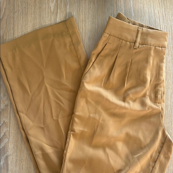 Elegant Tan Women's Pants - Picture 6 of 6